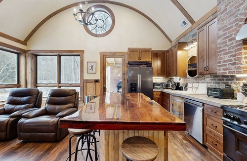Elk Park Cottage | Upscale Hobbit Retreat w/outdoor kitchen, fireplace & located on the Elk River