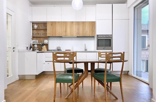 Saragozza-Porto Apartment | UR-Nest Dotti