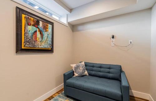 Trinidad Apartment | Urban Oasis 3 BDR 2 and Half Baths Queen Sofa Bed in Living room and Free Parking