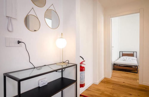 San Donato-San Vitale Apartment | Vela Home