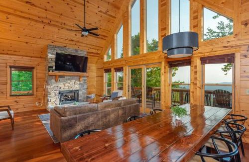 Wolf Laurel House | Views For Miles HotTub-PoolTable FirePit Remodeled