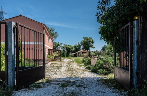 Fano Villa | Villa 'All'ombra Della Quercia' with Private Pool, Wi-Fi and Air Conditioning