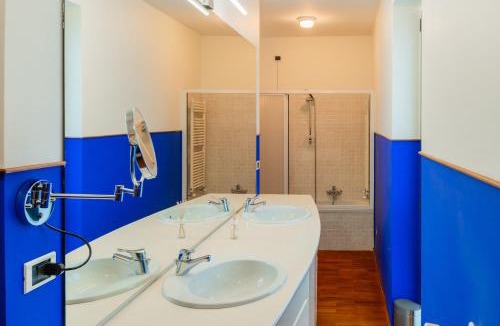 Citta Sant'Angelo Villa | Villa Amyra