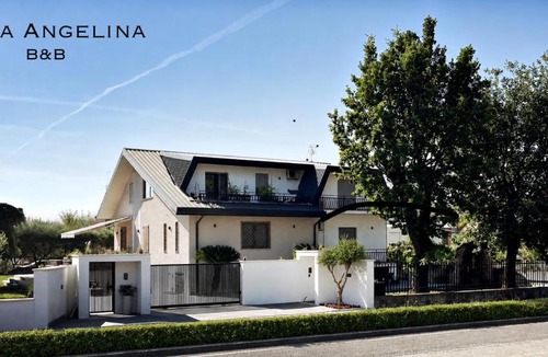 Aquino Bed & Breakfast | Villa Angelina