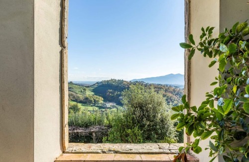 Lucca Villa | 'Villa Barsocchini' with Mountain View, Private Pool and Wi-Fi