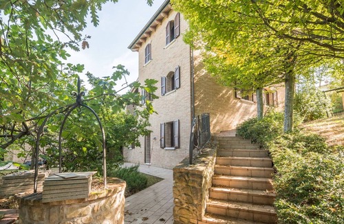 Montefiore Conca Villa | Villa Belvedere San Bartolo by PosarelliVillas