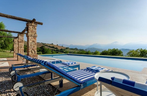 Smerillo Villa | Villa Broad Lea - Private Pool & Amazing Landscape View