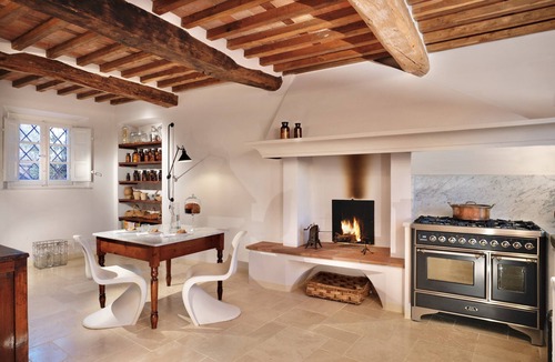 Capannori Villa | VILLA CARNICELLI eco-friendly,sustainable, 450m² (4,850ft²),private pool, design