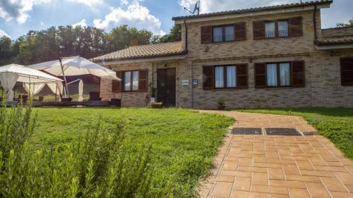 Falerone Villa | Villa Domus - Teloni