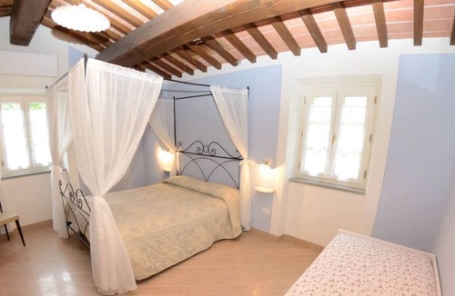 Pontito Villa | Villa Flora