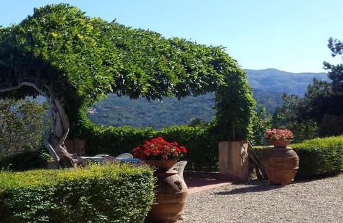 Vicchio Villa | Villa I Delfini
