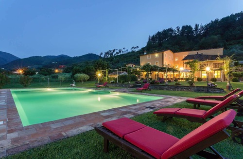 Vorno Villa | Villa in Lucca with 8 bedrooms sleeps 15
