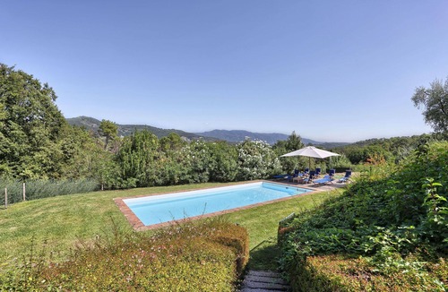 Lucca Villa | Villa in Mutigliano with 5 bedrooms sleeps 10