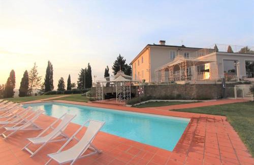 Certaldo Villa | Villa Light