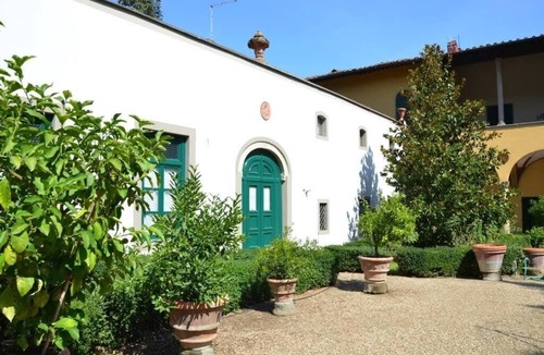Lastra a Signa Villa | Villa Luciano - 12th Century Vacation Rental