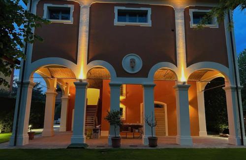 Portile Bed & Breakfast | Villa Matildis