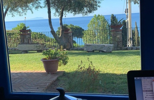 Gaeta Villa | Villa Michela between sky and sea. On the coast between Gaeta and Sperlonga.