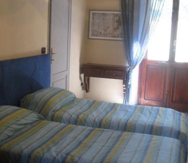 Lucca Historical Center Bed & Breakfast | Villa Patrizia B&B