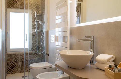 Fogliano Marina Apartment | Villa Pra-tu - Mansarda Moderna 2 Camere - P r a t u r e c c i Group