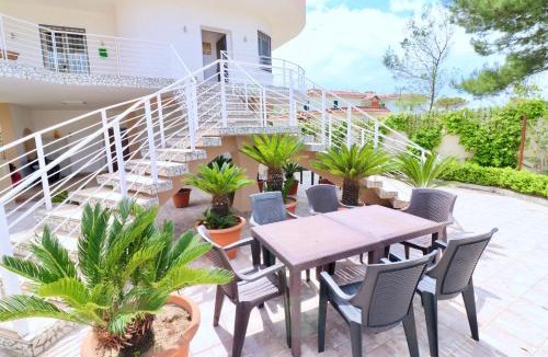Castel Volturno Villa | Villa Primavera