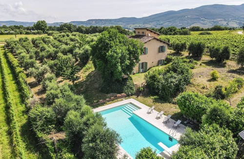 Montecchio Villa | Villa surrounded by vineyards with private pool near Orvieto