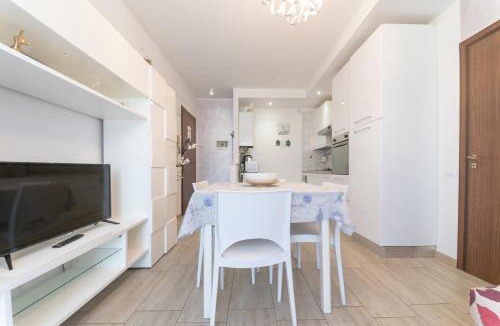 Lido Adriano House | VIOLA CON SERVIZIO SPIAGGIA - LIDO ADRIANO