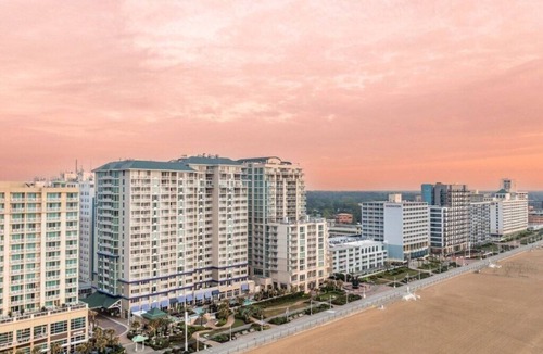 Northeast Virginia Beach Villa | Virginia Beach | Coastal Comfort | Resort Pool & Beach Access