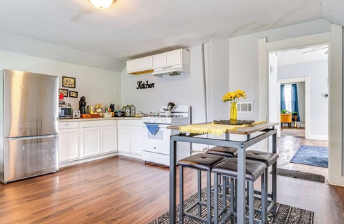 Fountain Square Apartment | Walk Everywhere! Sleek Fountain Square Stay
