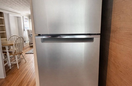 South Coventry Apartment | Walk to Everything! Lake, Park, Dining, Antiques & The Famous Bidwell Tavern