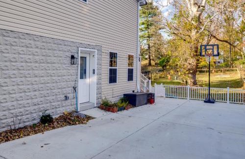 Silver Spring Apartment | Walk to Metro & Downtown! Cozy Silver Spring Apt