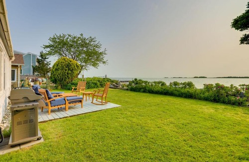 Clinton House | Waterfront Cottage w/Sunroom + Patio & Grill