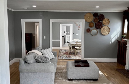West Hartford Apartment | West Hartford Center 1st floor