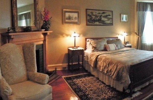 Downtown Baltimore Bed & Breakfast | Wilson House Bed & Breakfast