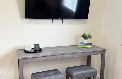 West End Apartment | Winney Hill Studios #3 of 8 - Full Renovation, 1 mile to ASV