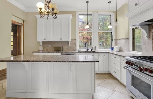 Near Eastside House | Woodruff Manor 11 Bedroom Estate - 20+ guests