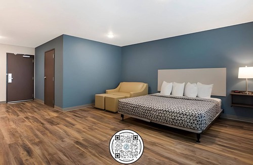 Downers Grove Hotel | Woodspring Suites Downers Grove - Chicago