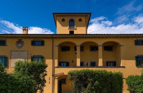 Massa e Cozzile Apartment | Zwei Zimmer Wohnung La Colombaia Mit Garten