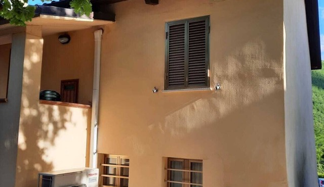 1 Bedroom Private vacation home in Frontone
