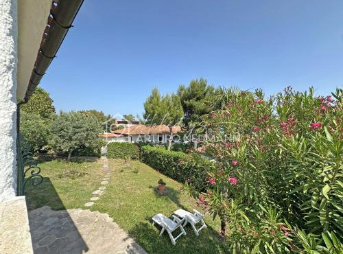 244 - Villa singola quadrilocale al Taunus con aria condizionata, ampio giardino e garage - SPIAGGIA INCLUSA