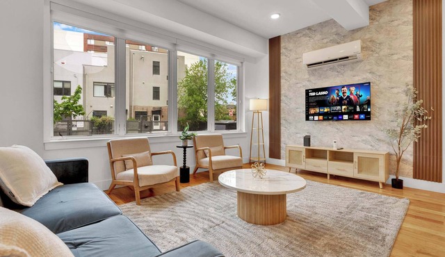 2BR Charming Home | Sleeps 8 | Northern Liberties