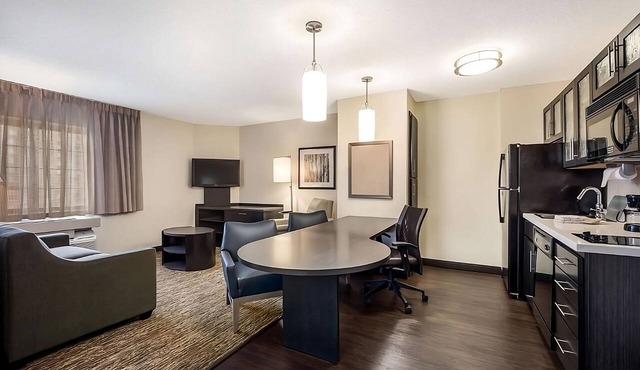 3 Convenient Units Perfect for Families & Groups, Pets are Allowed