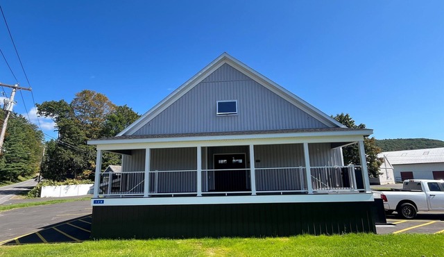 8 Studio apartments - booked as one property - Full Reno, under 1 mile to ASV