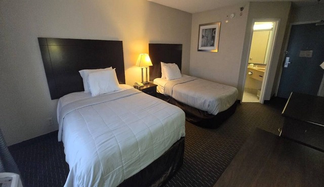 Akron OH|2 Full Bed Non Smoking