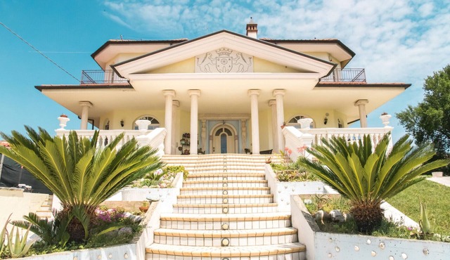 Alexander's Home