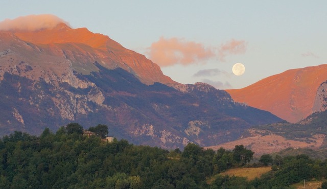 Ancient Renovated Hay-Barn in the Foothills of the Sibillini Mountains
