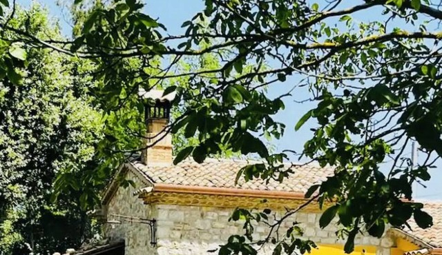 Apartment in rustic farmhouse "La Masseria"