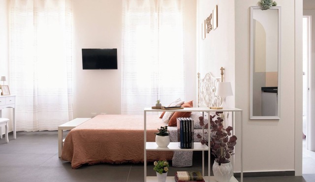 Apartment 'La Chicca' with Wi-Fi and Air Conditioning