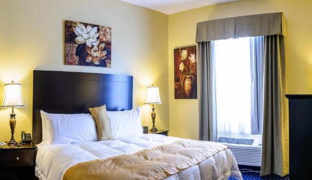 Asbury Inn & Suites