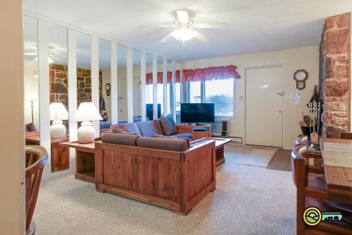 Aspen East Unit #105