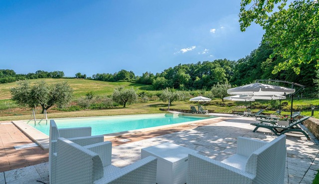 Authentic residence in the middle of nature with pool.